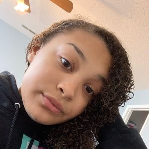 Meet your Posher, Trinity